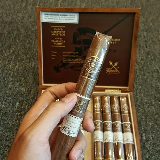 Xì gà Montecristo Espada Hộp 10 điếu